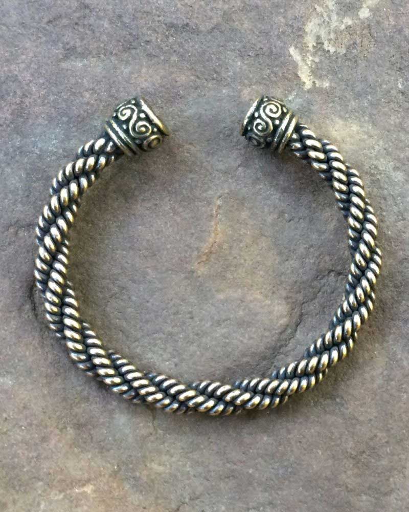 Spiral Bracelet - Medium Braid