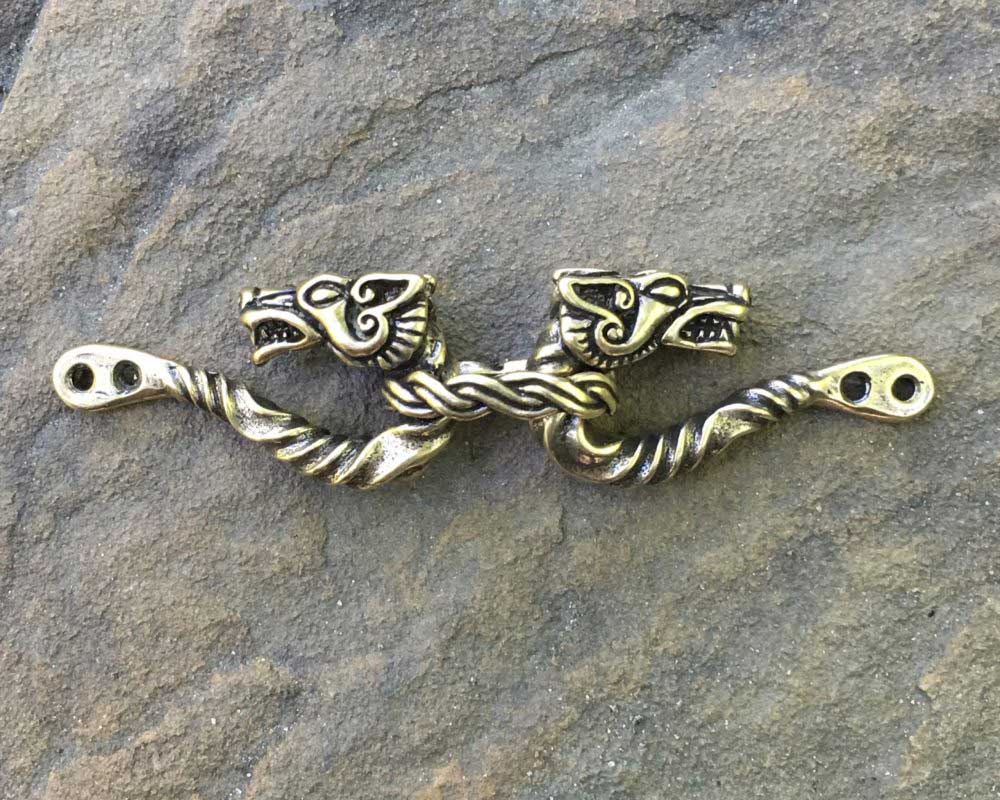 Wolf Hook Clasp